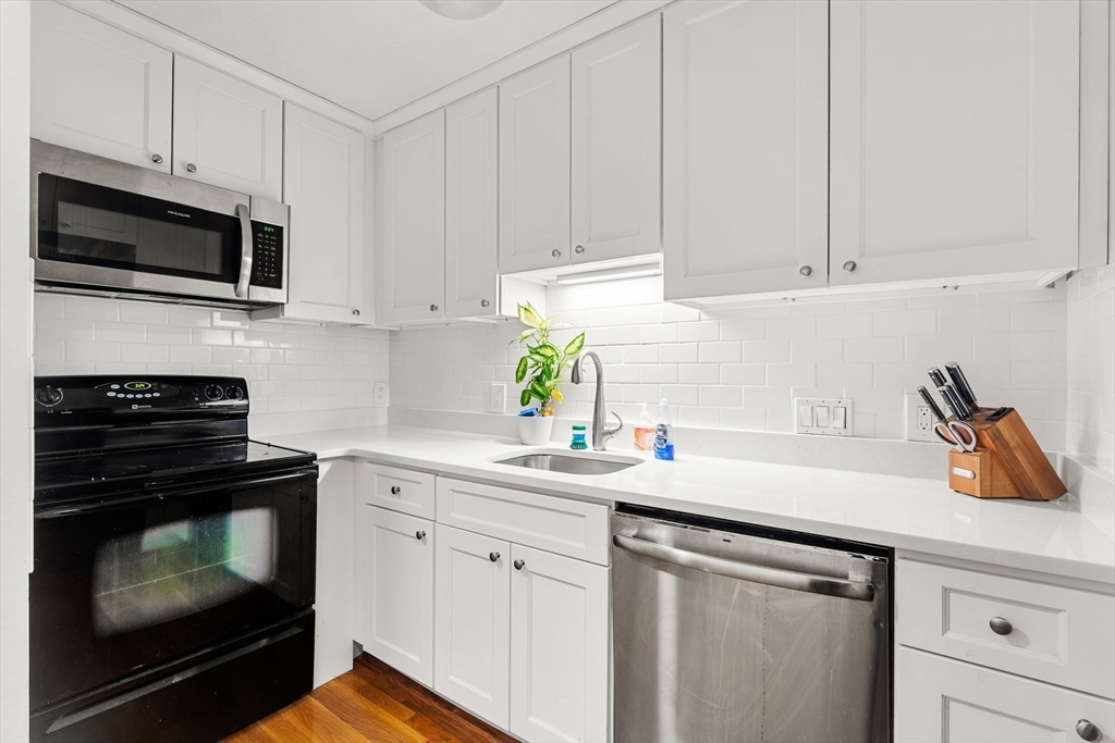 191 Bunker Hill St, Charlestown