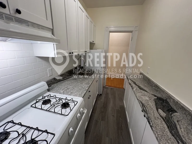 2 Ware St, Mid-Cambridge