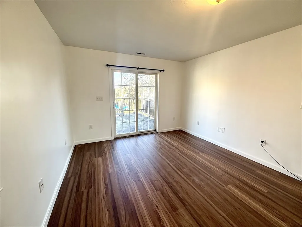 136 Eastford Rd, Southbridge