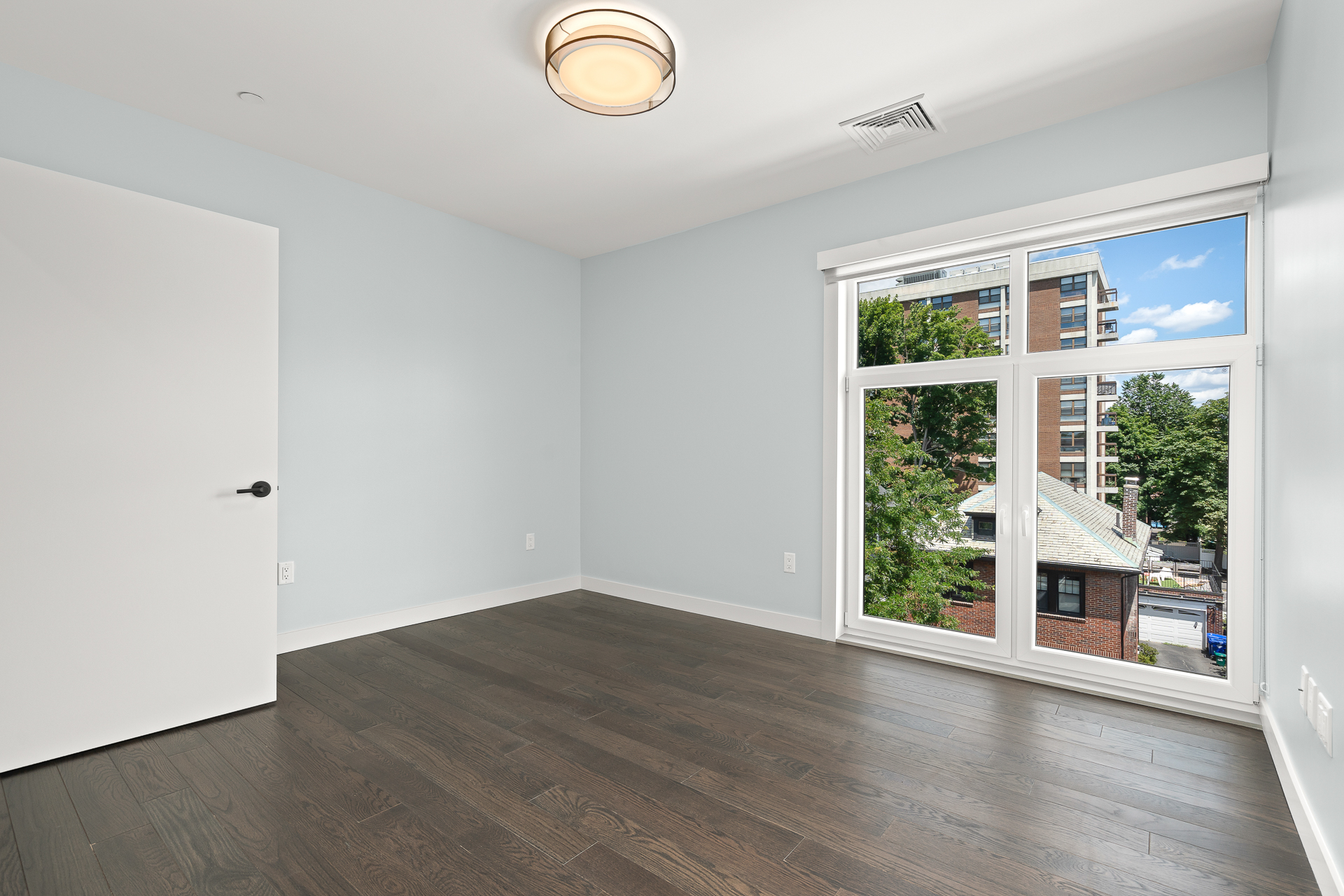 54 Auburn St, Coolidge Corner