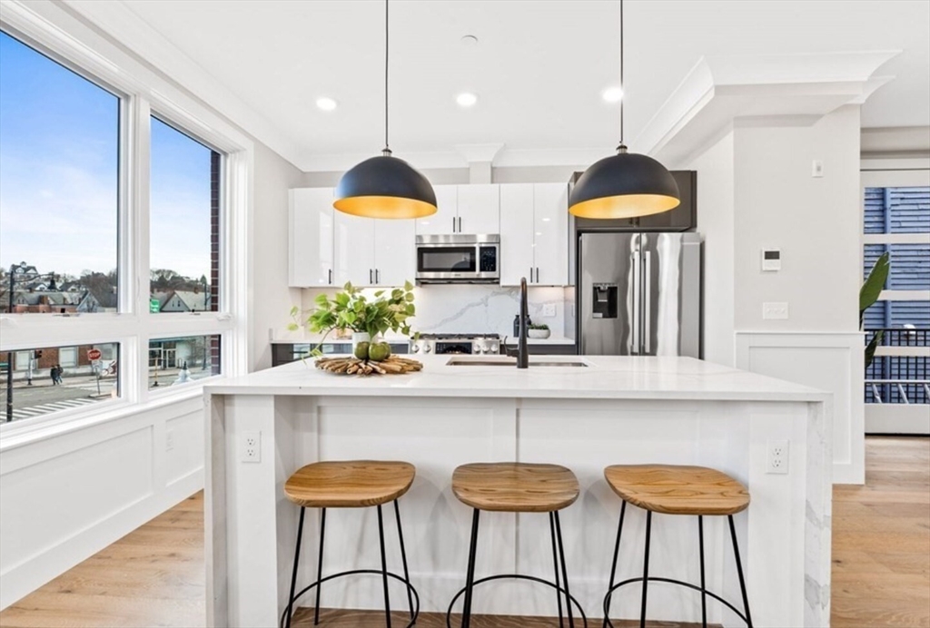 300 Somerville Ave, Ward Two