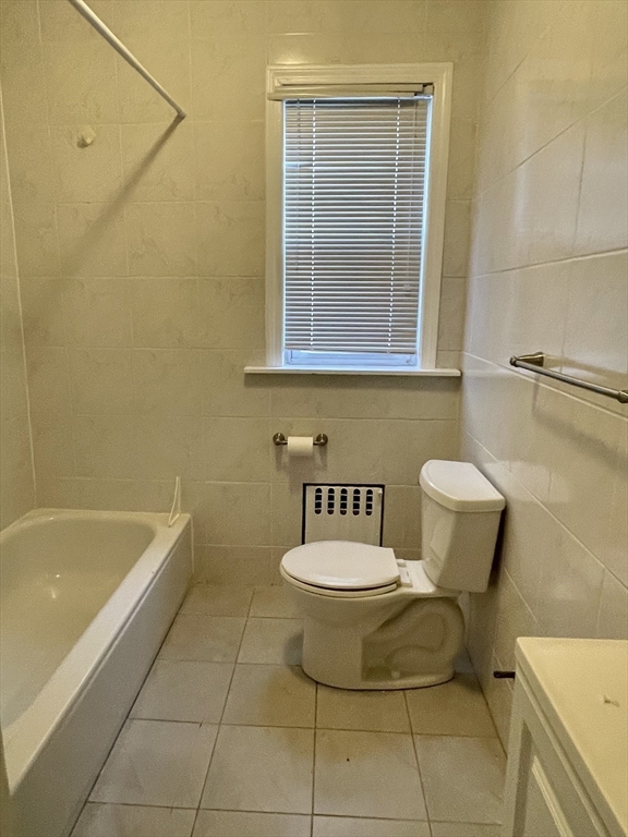 443 Broadway, South Medford