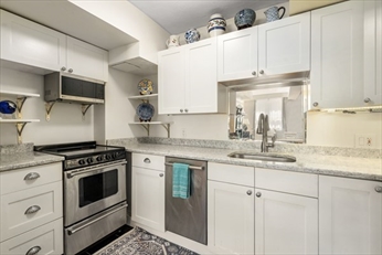 1 bed, 1.5 bath apartment for rent at 247 Beacon St Unit 1, Back Bay — photo 8 of 16