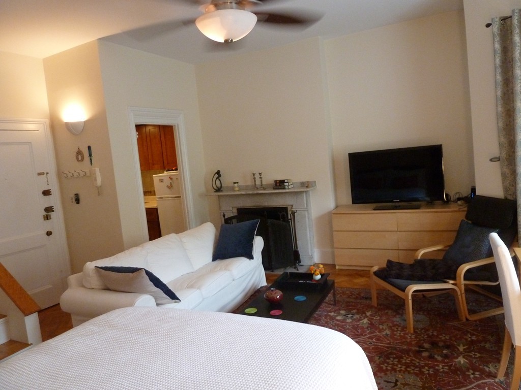 247 Beacon St, Back Bay