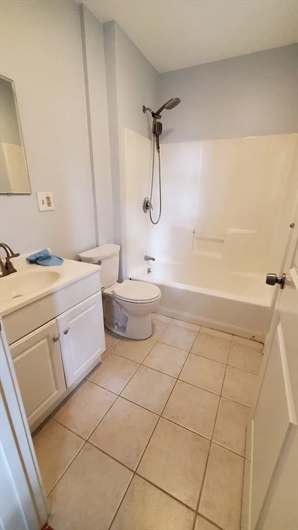 59 Carlisle St, Quincy