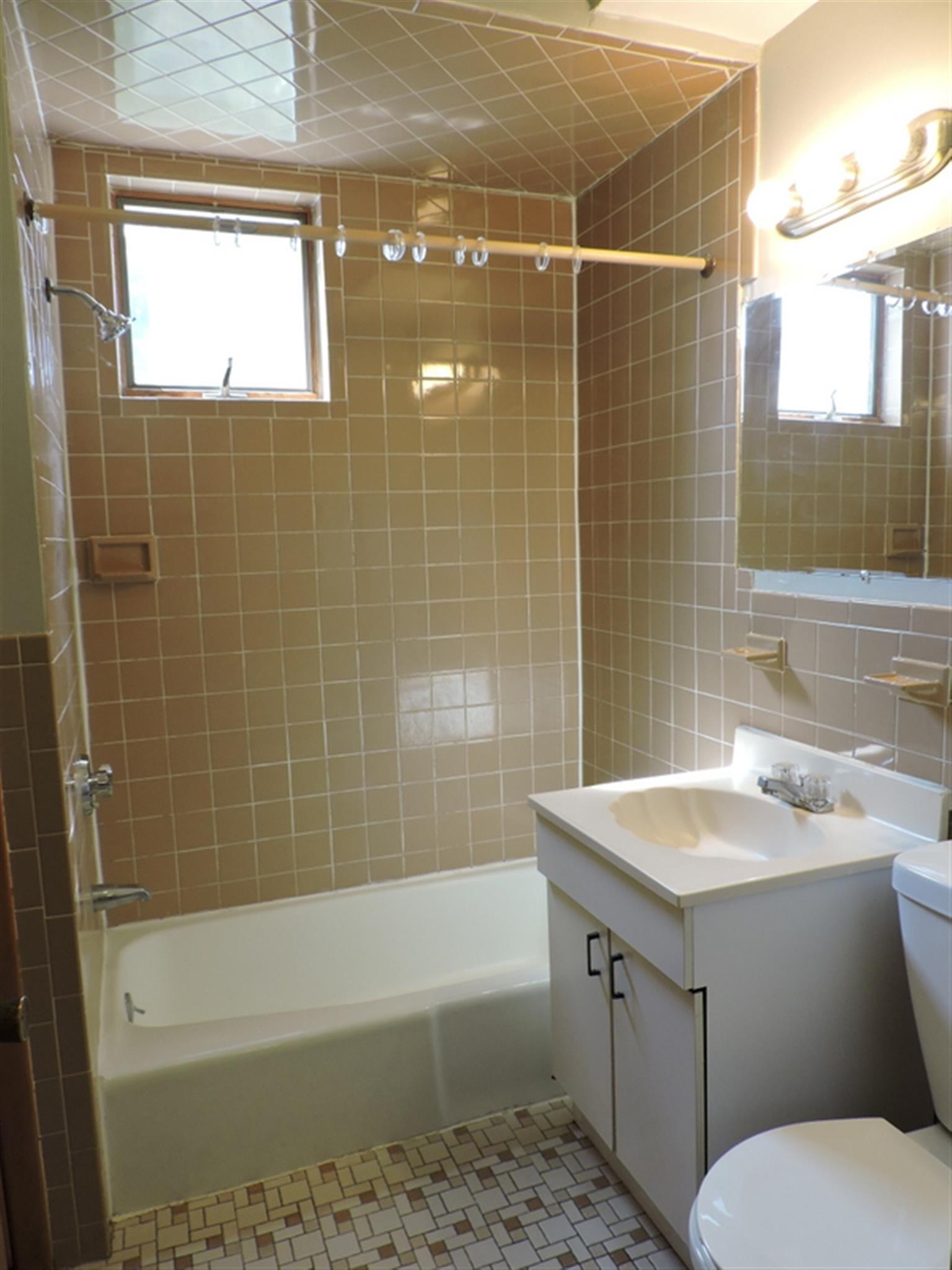 1.5 bed, 1 bath apartment for rent at 140 Holland St Unit 1, Davis Square — photo 10 of 10