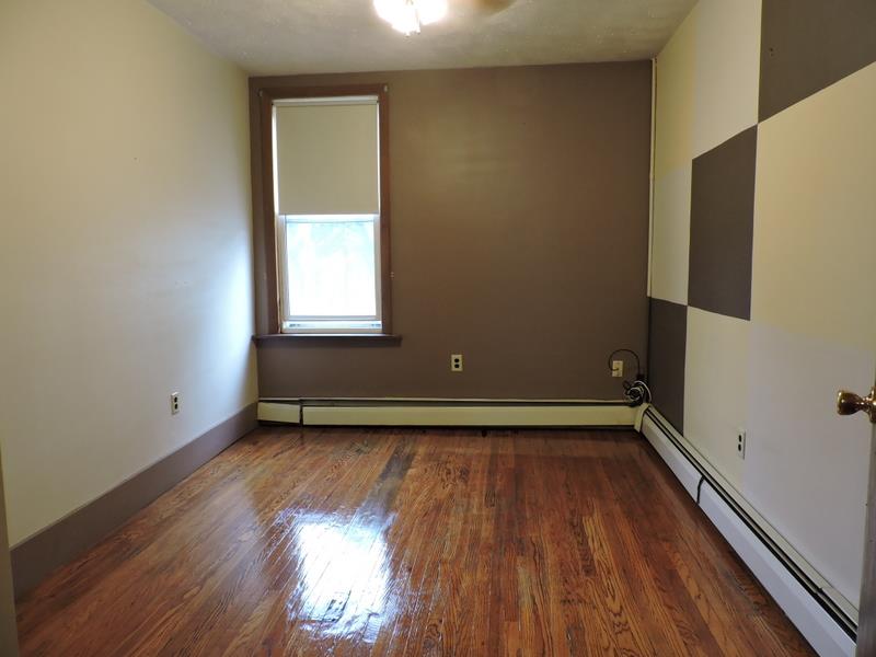 1.5 bed, 1 bath apartment for rent at 64 Thurston St Unit 1A, Winter Hill — photo 4 of 11