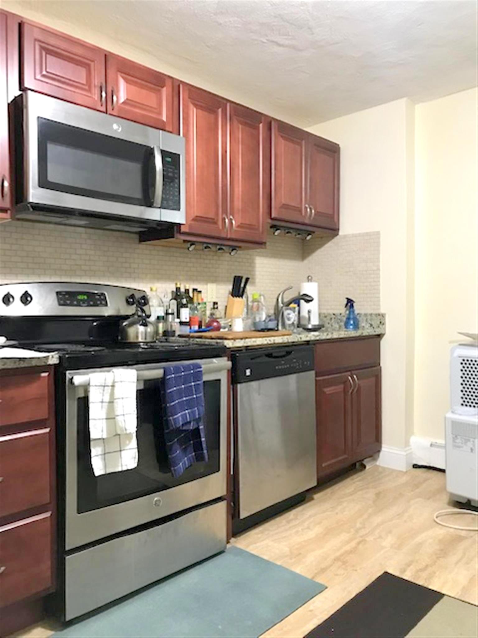 1 bed, 1 bath apartment for rent at 173 Hampshire St Unit 01, Inman Square — photo 1 of 7
