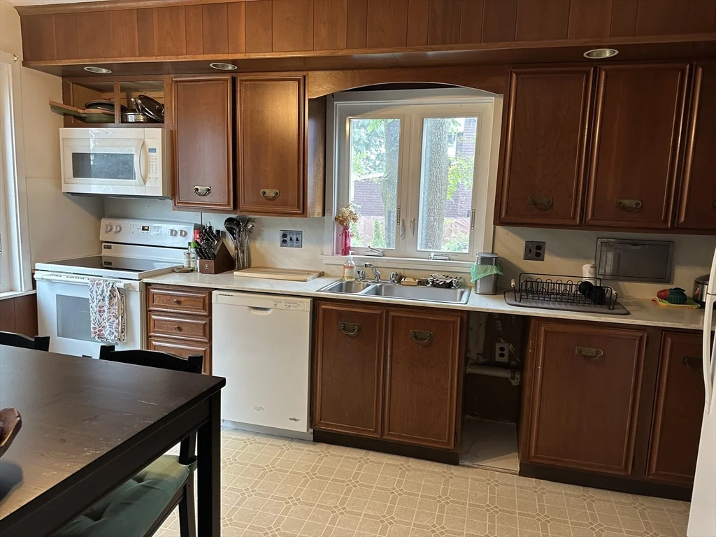 26 Emerson St, Medford