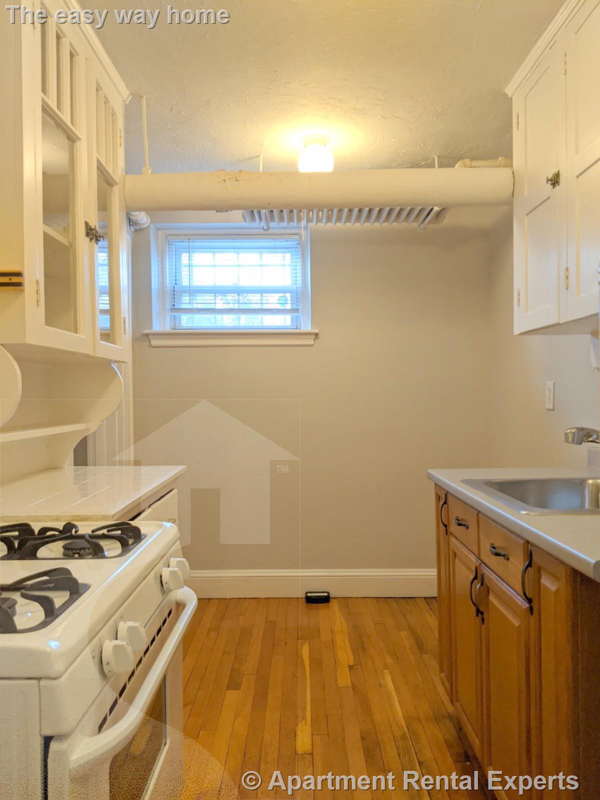 119 College Ave, Davis Square