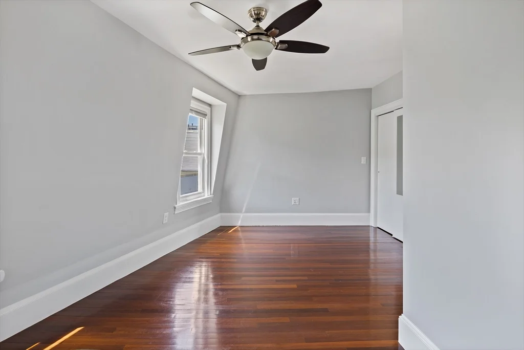 24 Emerson St, South Boston