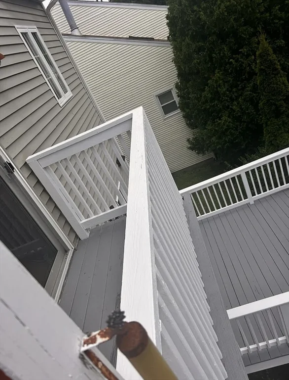 8 Gates Rd, Worcester