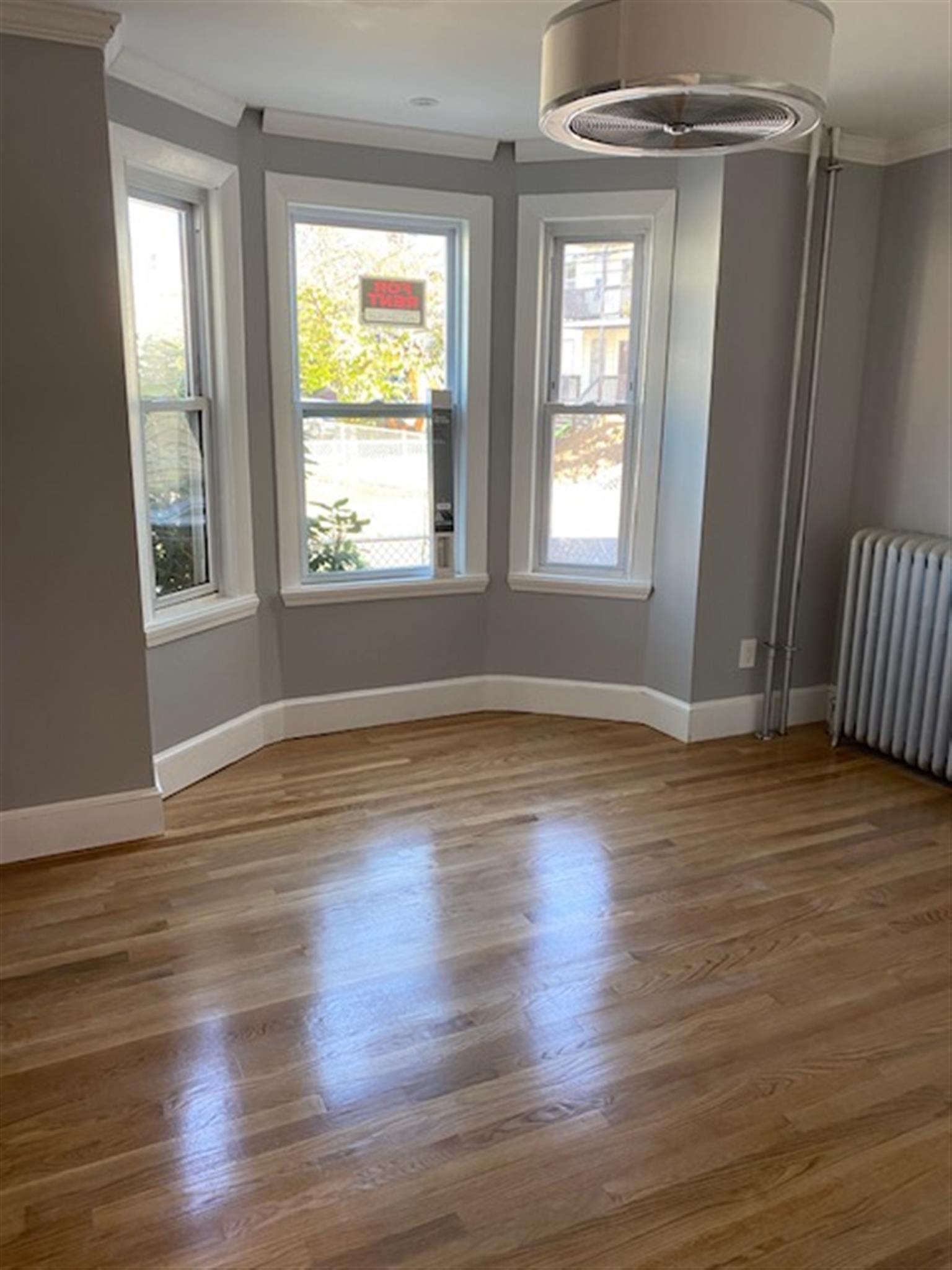 2 bed, 1 bath apartment for rent at 80 Vernon St Unit 80, Magoun Square — photo 5 of 16