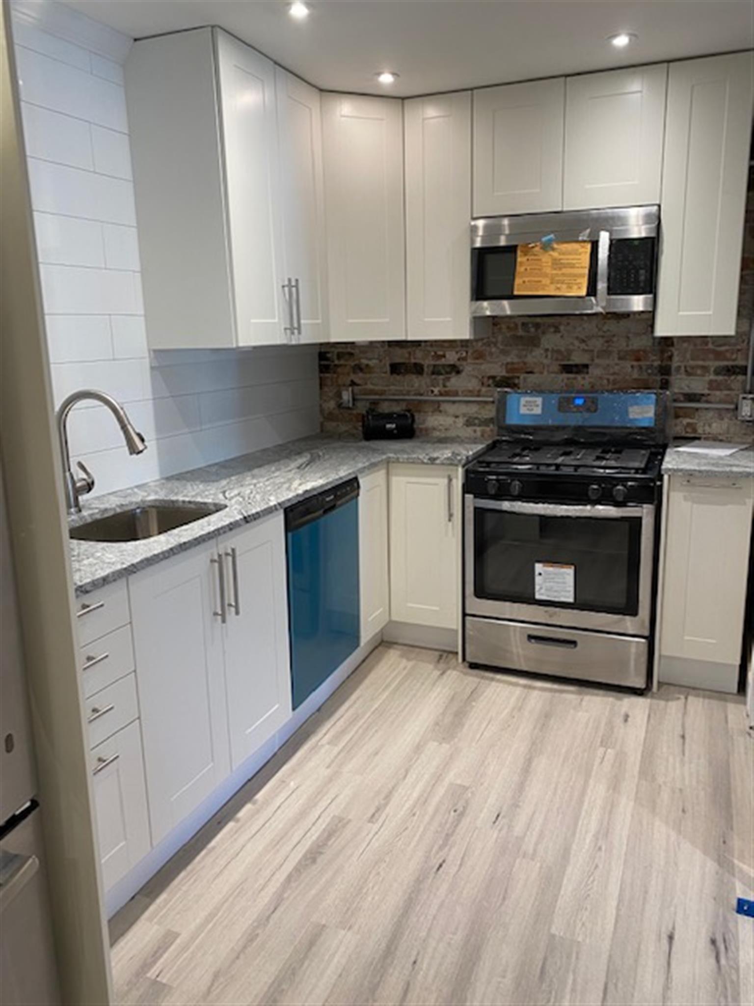 2 bed, 1 bath apartment for rent at 80 Vernon St Unit 80, Magoun Square