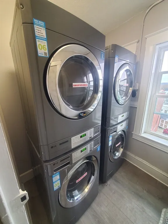 738 Washington St, Norwood