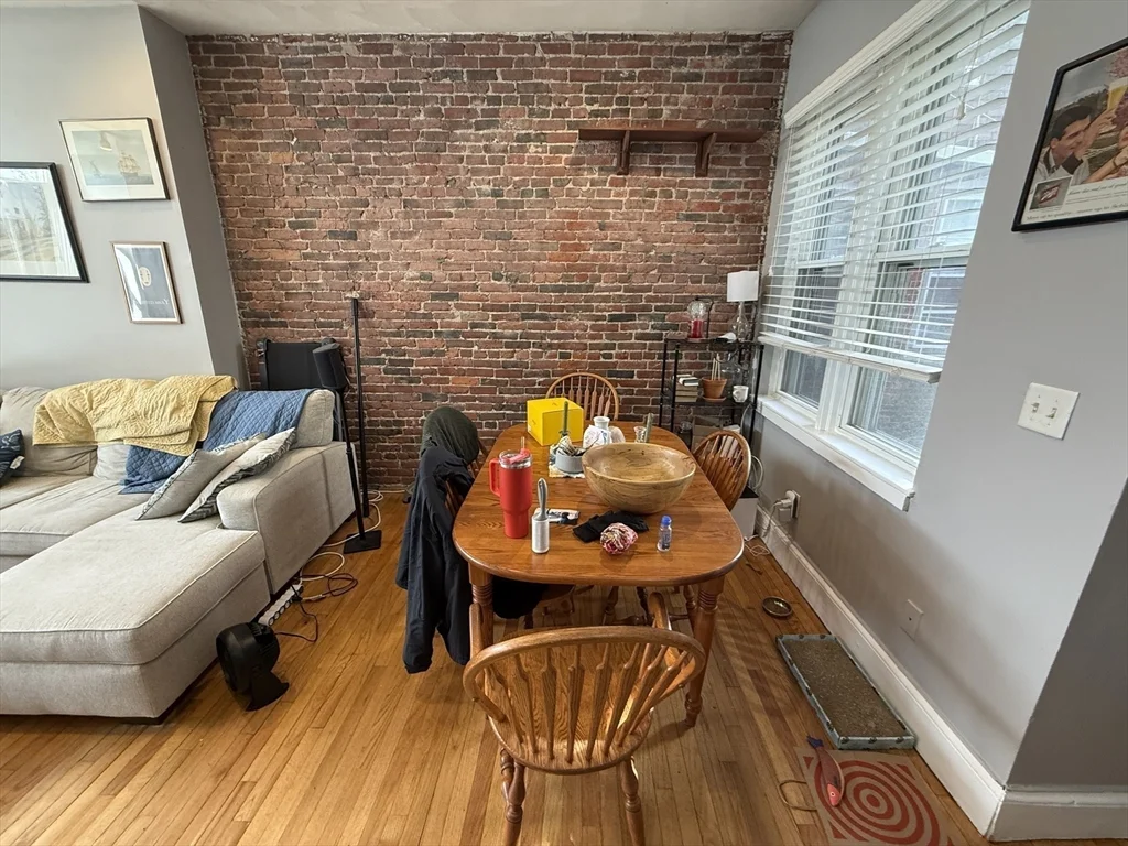 146 W Fourth St, South Boston