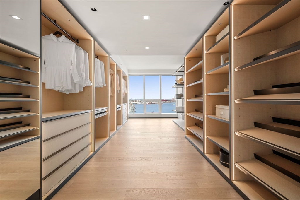 150 Seaport Boulevard, Seaport District