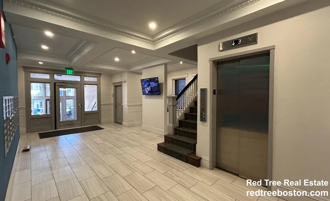 11 Queensberry St, Fenway