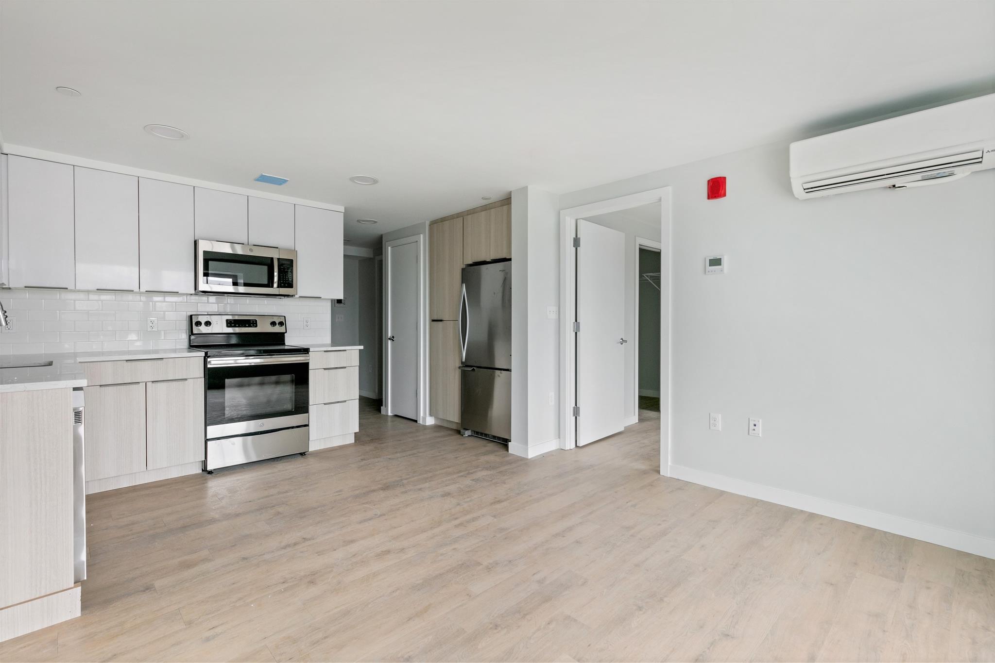 1 bed, 1 bath apartment for rent at 10 Soden St Unit 405, Central Square — photo 10 of 13