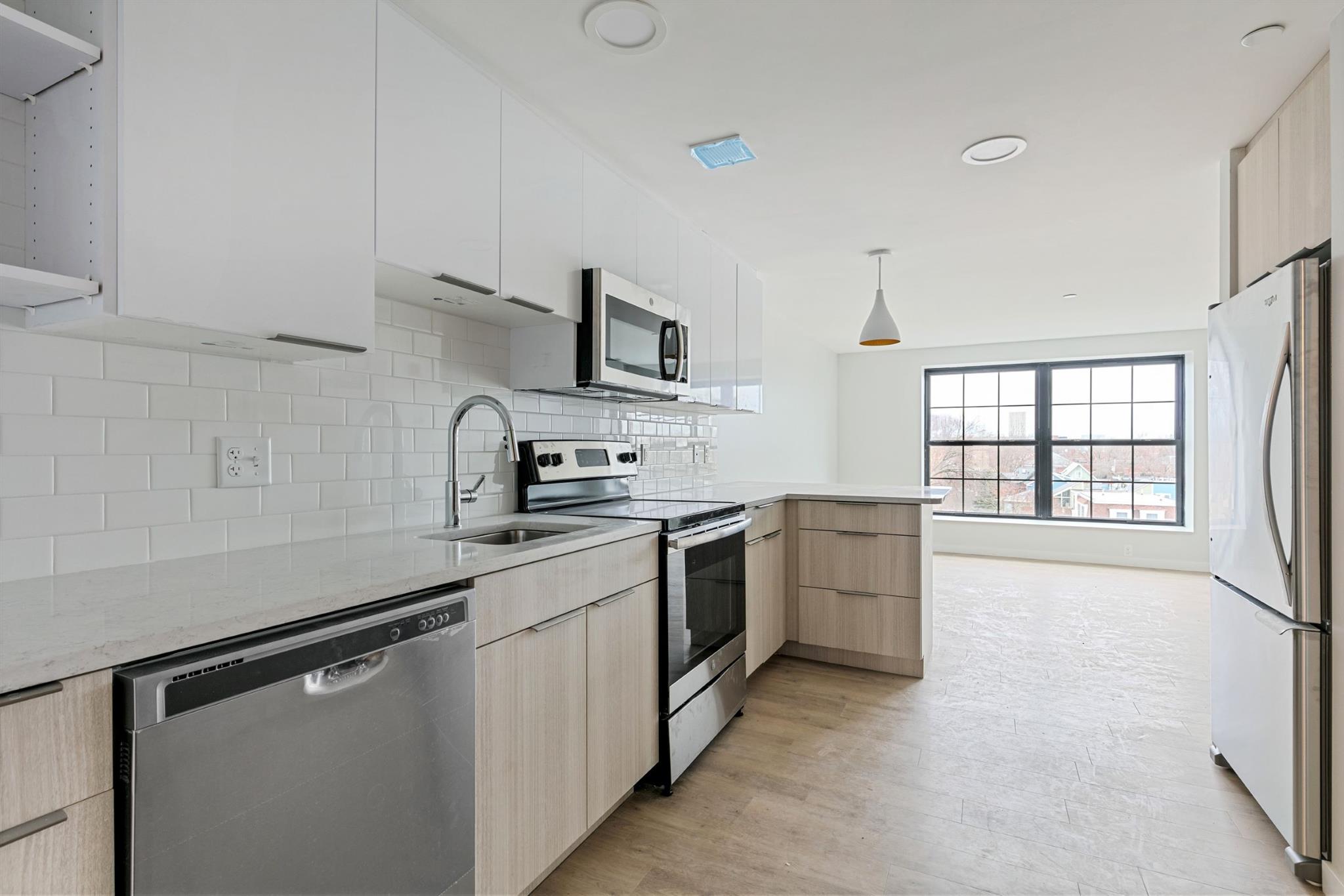2 bed, 1 bath apartment for rent at 10 Soden St Unit 401, Central Square