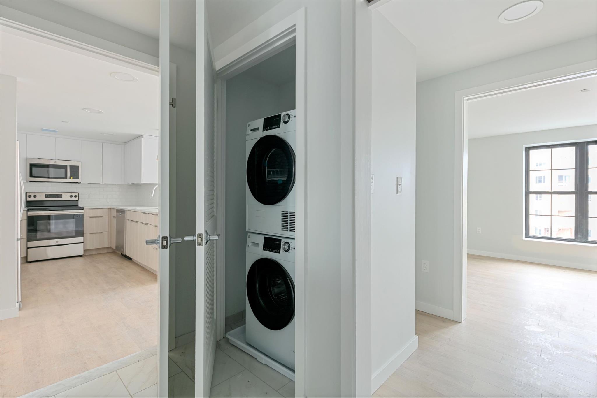2 bed, 1 bath apartment for rent at 10 Soden St Unit 401, Central Square — photo 6 of 14