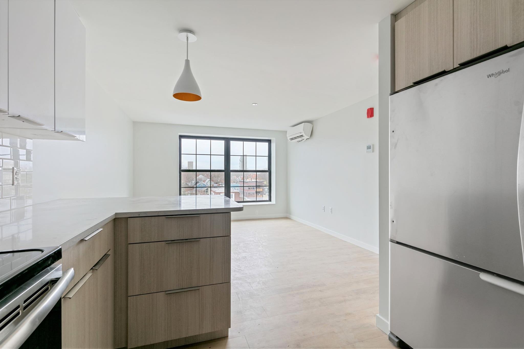 2 bed, 1 bath apartment for rent at 10 Soden St Unit 401, Central Square — photo 2 of 14
