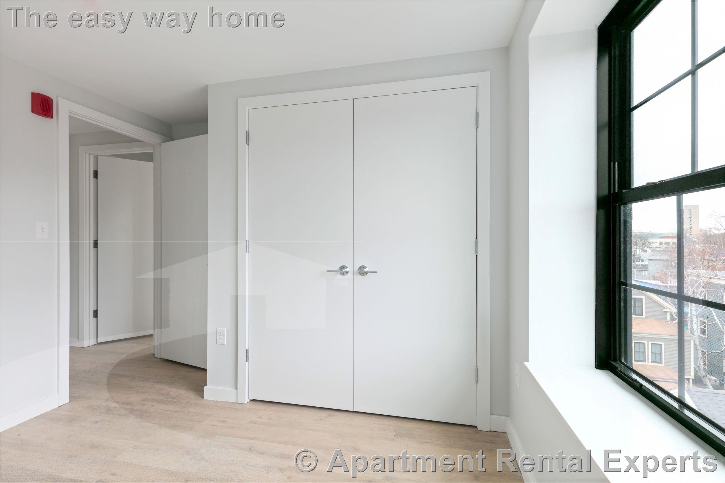 10 Soden St, Central Square