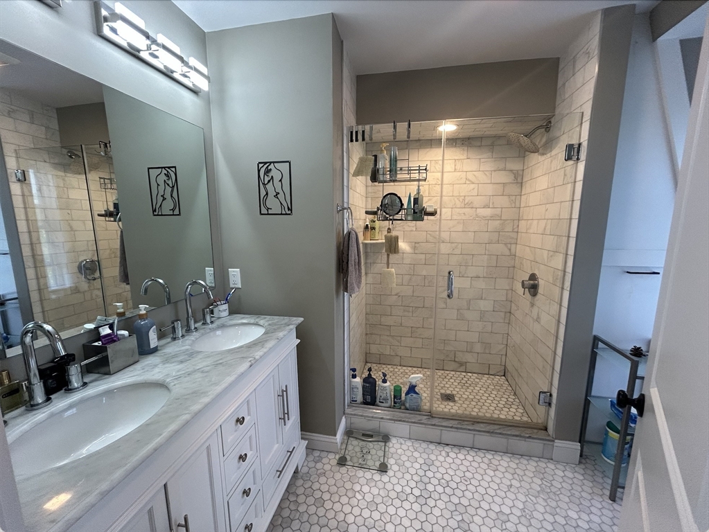 179 London St, East Boston