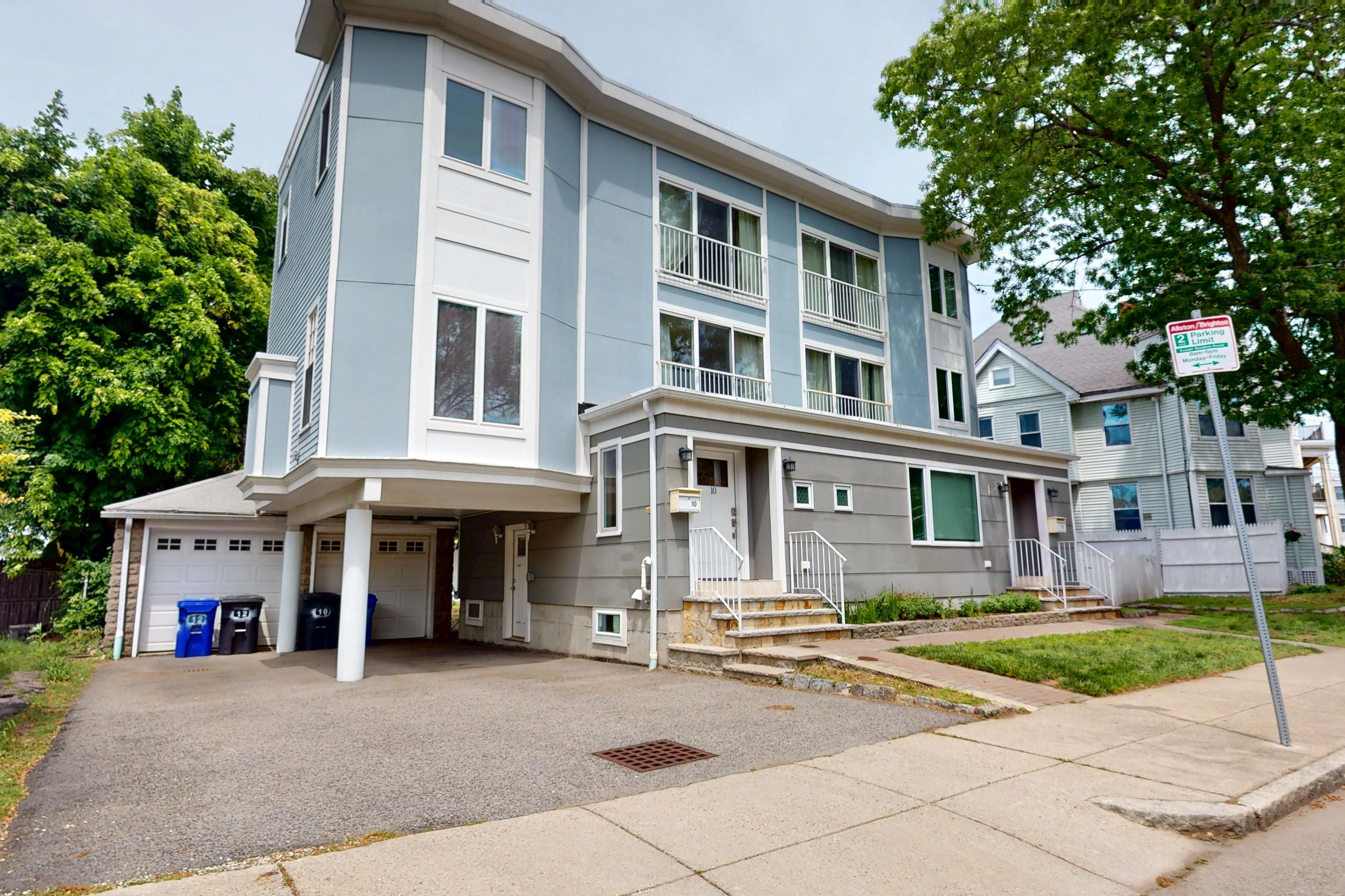 10 Bradbury St, Allston