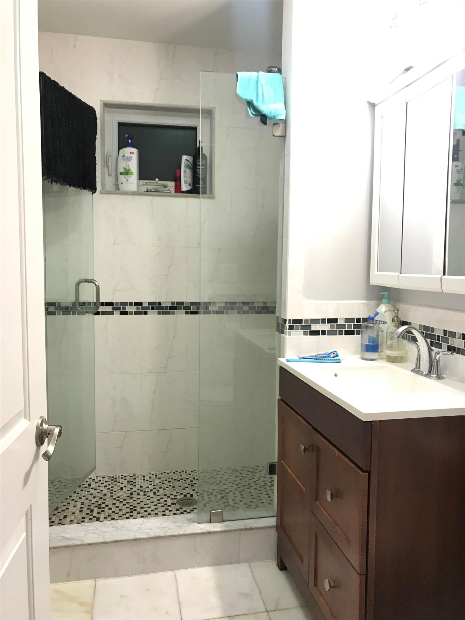 2 bed, 1 bath apartment for rent at 8 Landers St Unit 1, Union Square — photo 7 of 7