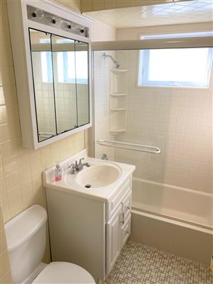 190 Harvard St, South Medford