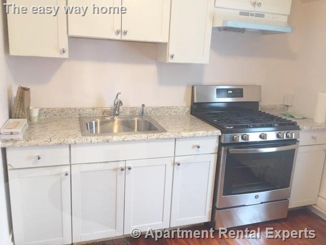 2 bed, 1 bath apartment for rent at 702 Broadway Unit 3, Ball Square