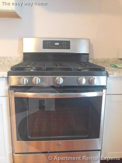 2 bed, 1 bath apartment for rent at 702 Broadway Unit 3, Ball Square — photo 4 of 9