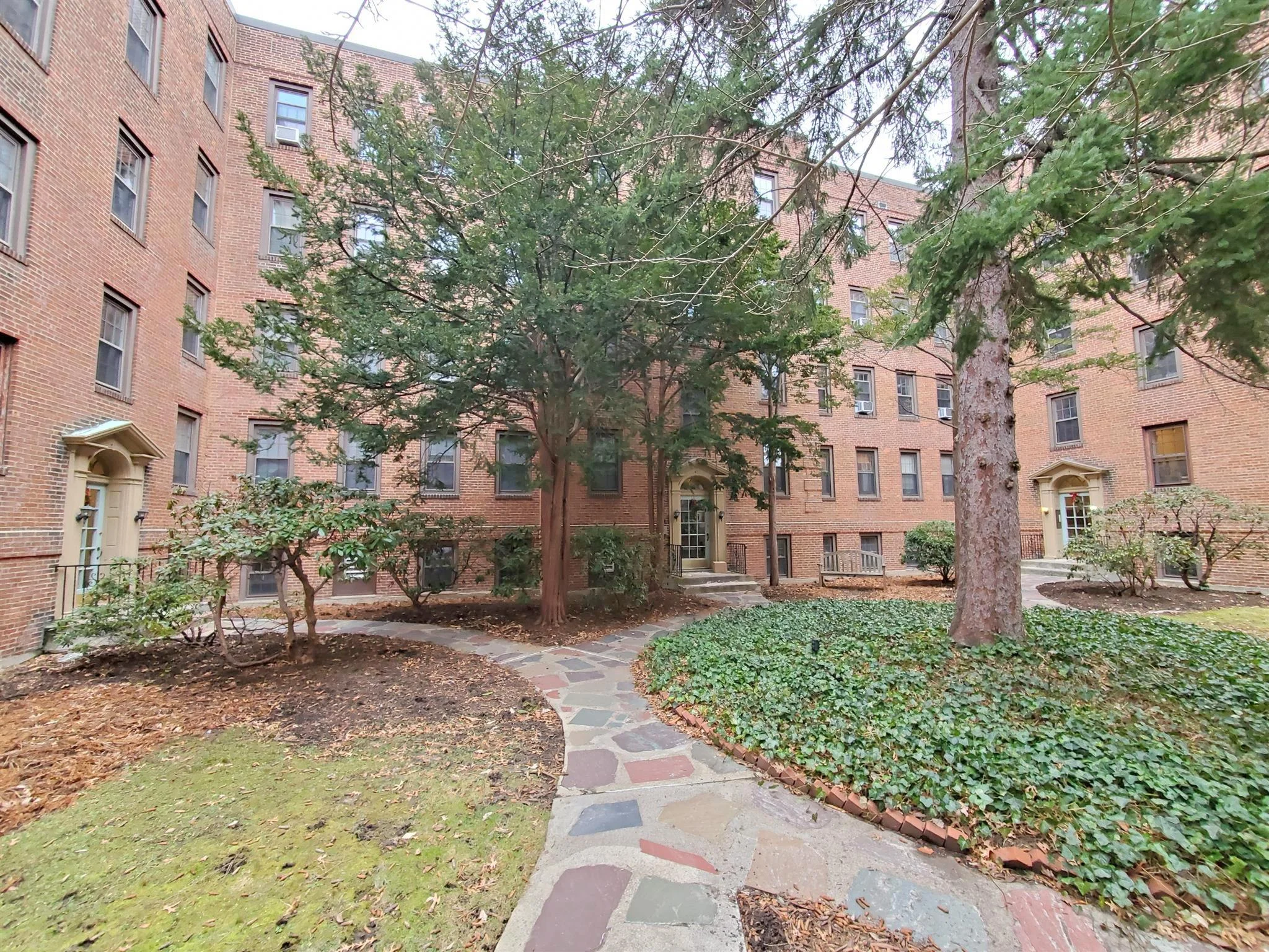 16 Ware St, Mid-Cambridge