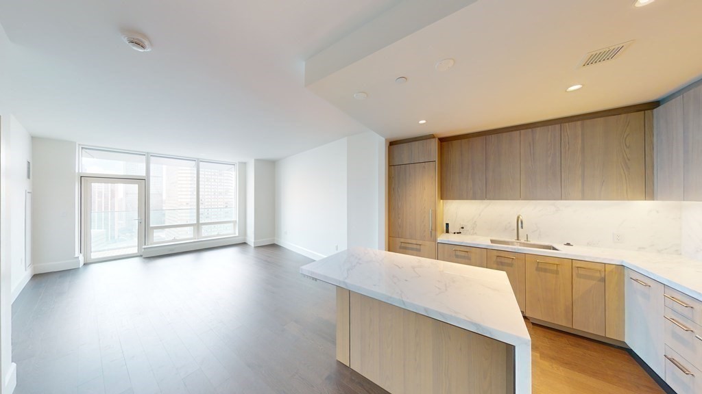 430 Stuart St, Back Bay