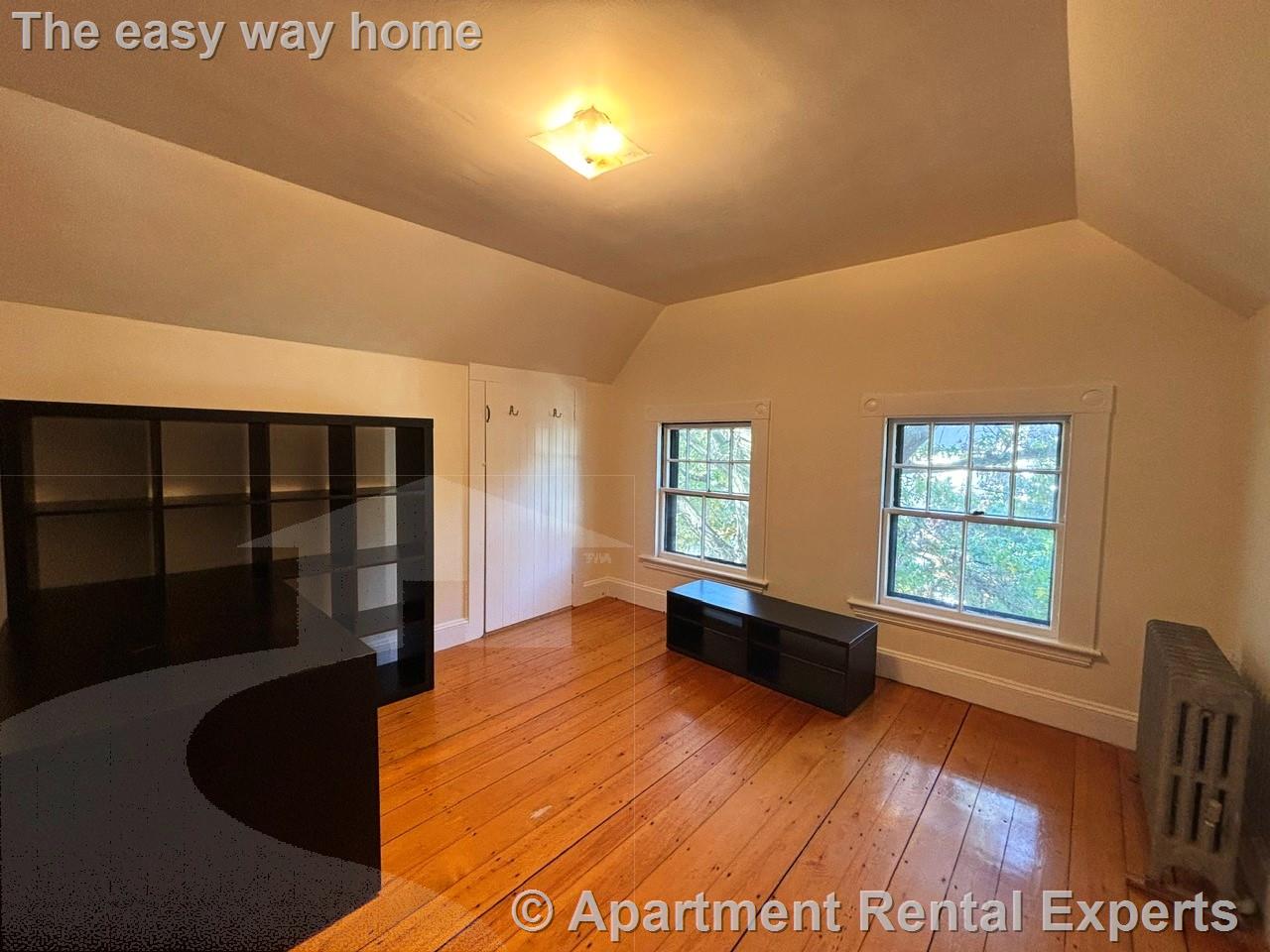 302 Brookline St, Cambridgeport