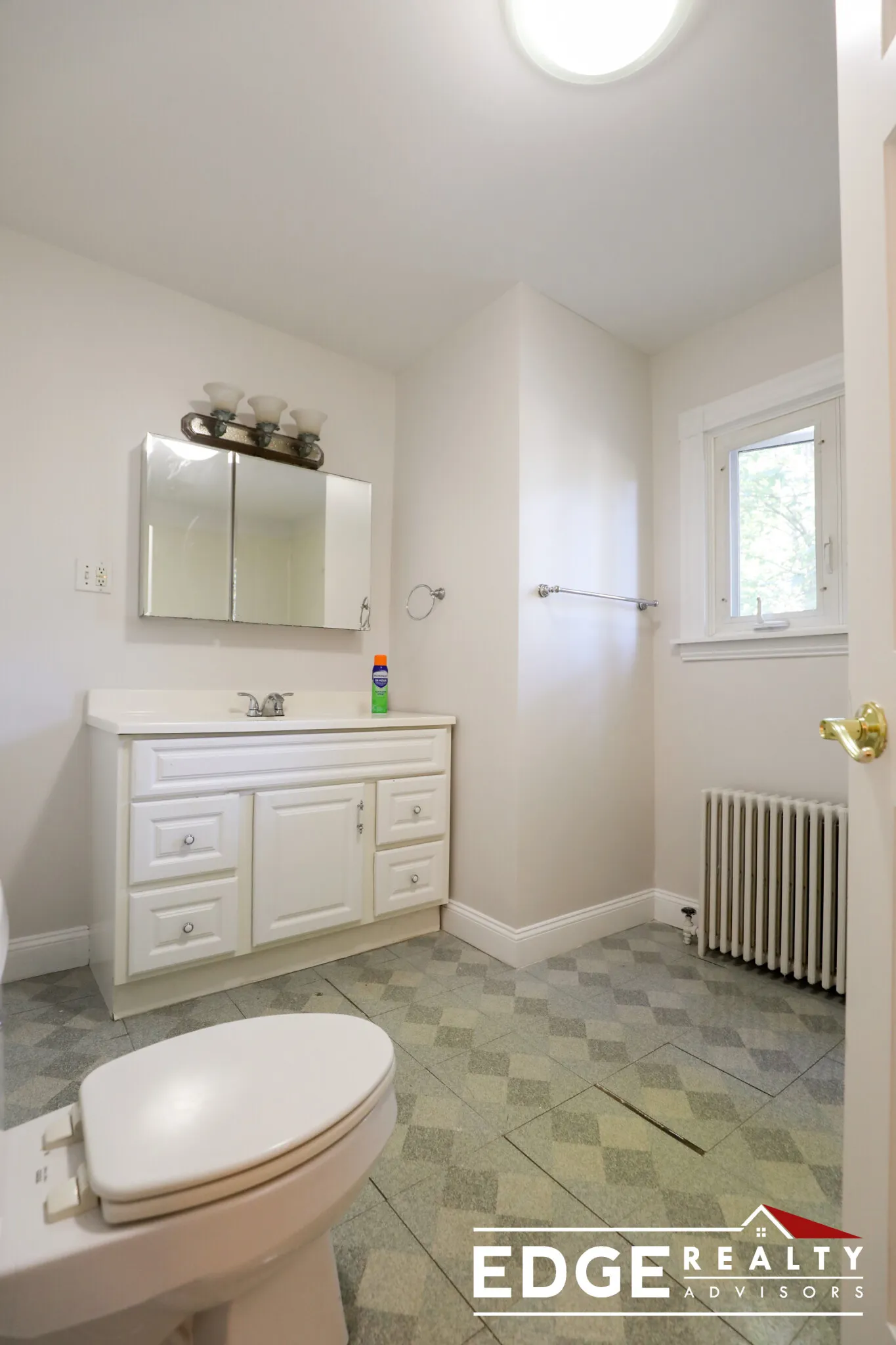 62 Ridgemont St, Allston