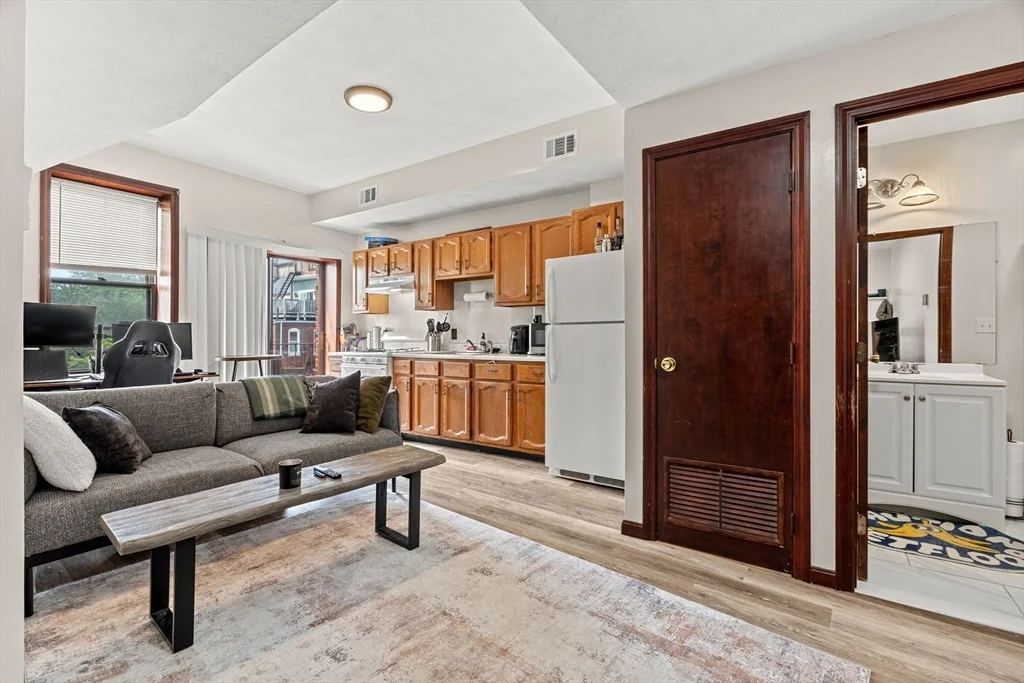 141 Emerson St, South Boston
