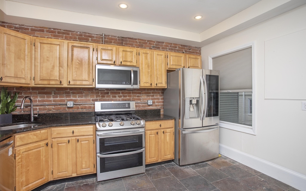 431 Faneuil St, Brighton