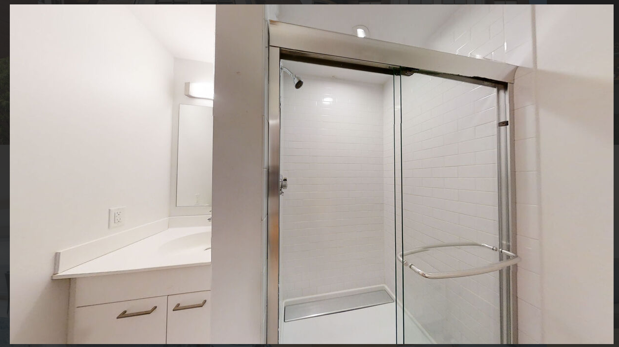 1085 Boylston St, Fenway