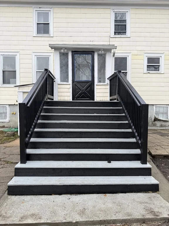 175 Child St, Warren