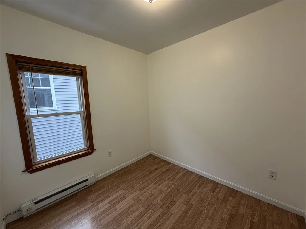 26 Abbott, Lowell