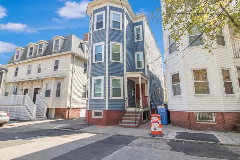 2 bed, 1 bath apartment for rent at 24 Suffolk St Unit 3, The Port — photo 9 of 10