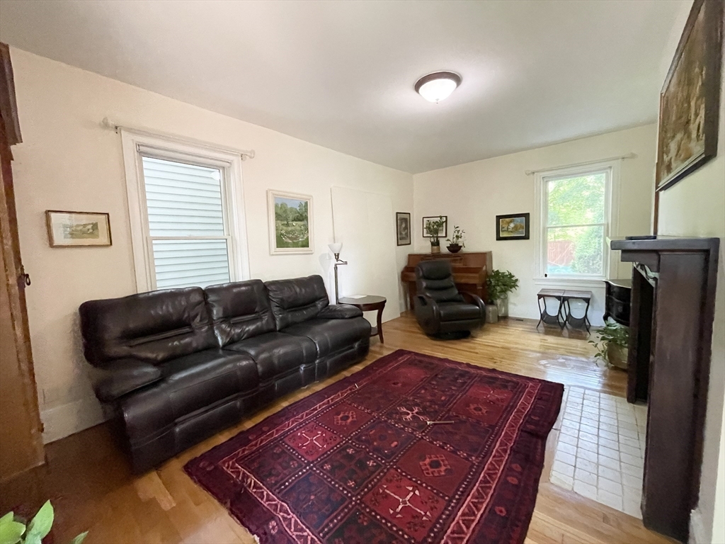 217 Freeman, Coolidge Corner