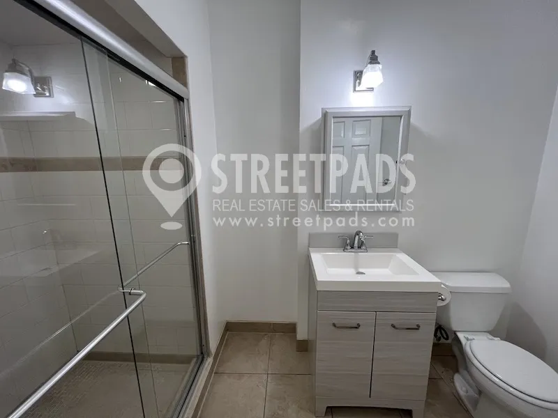 1163 Beacon St, Longwood