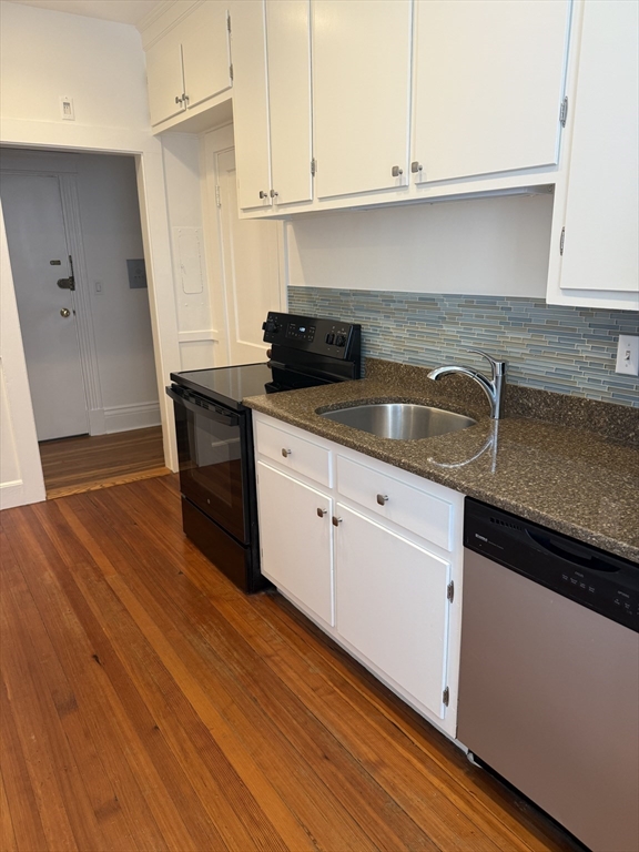 40 Parkman St, Coolidge Corner