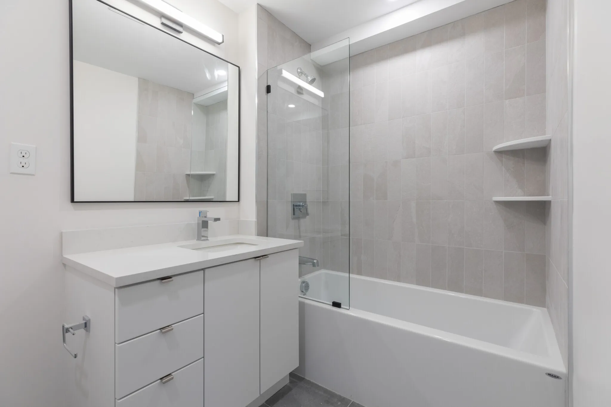 11 East Lenox St, Roxbury