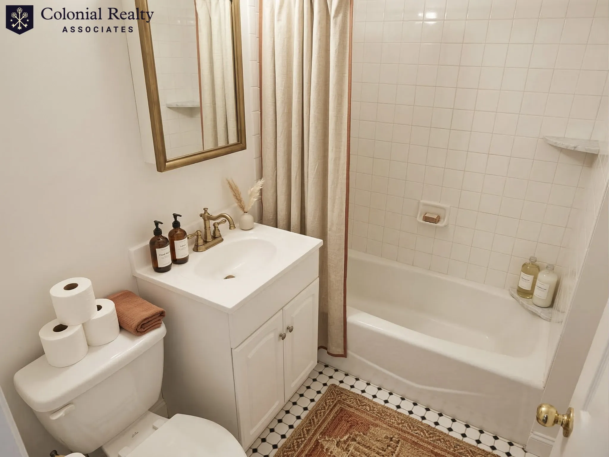 322 Saint Paul St, North Brookline