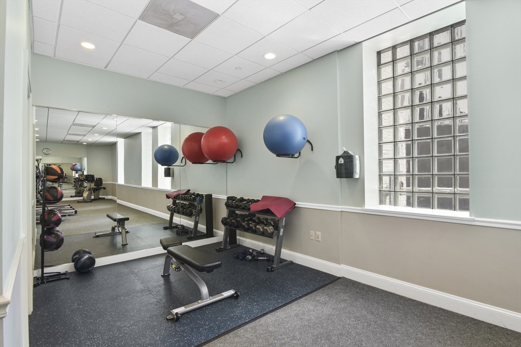 416 Commonwealth Ave, Back Bay