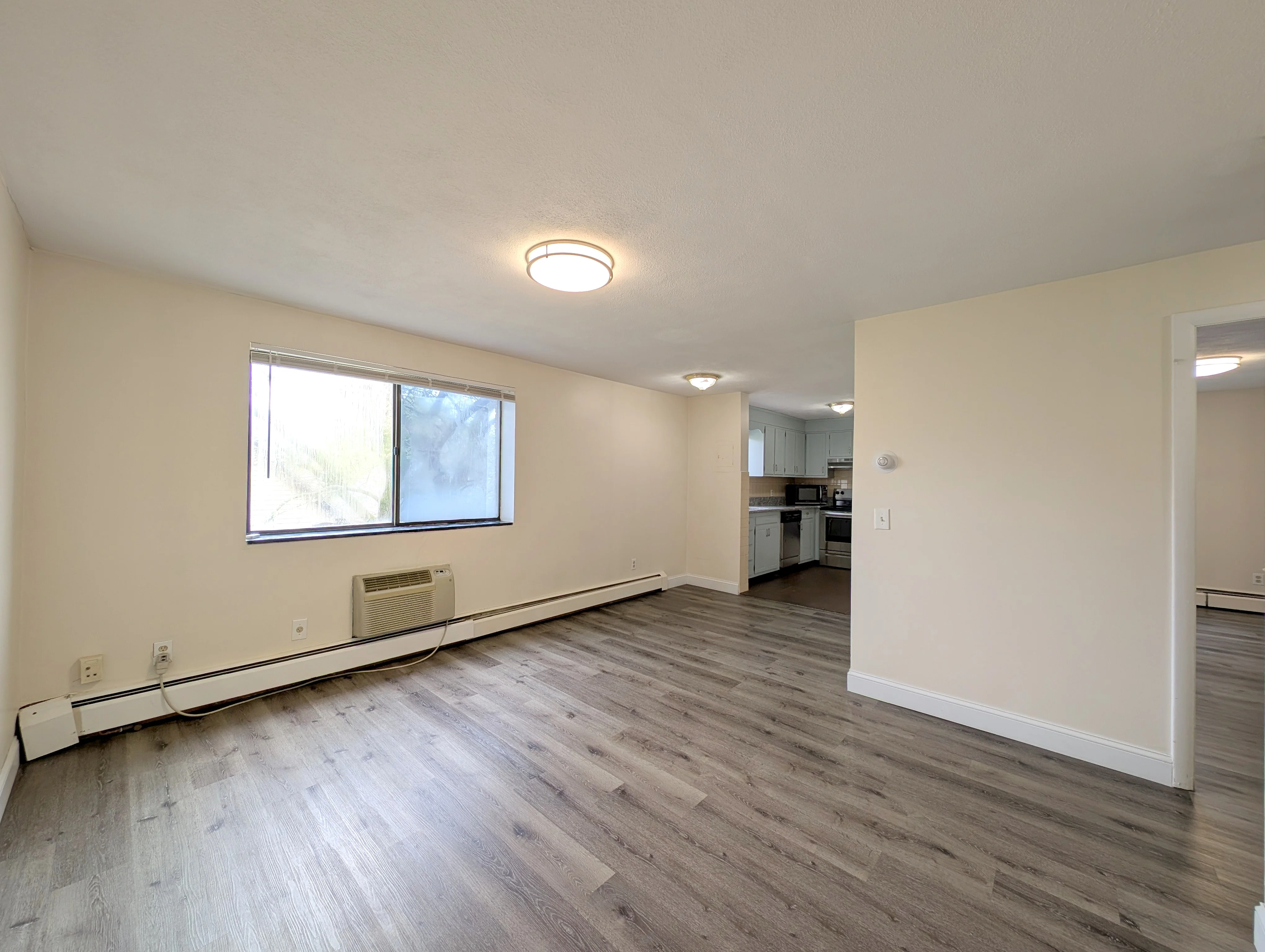 86 Newbury St, Teele Square